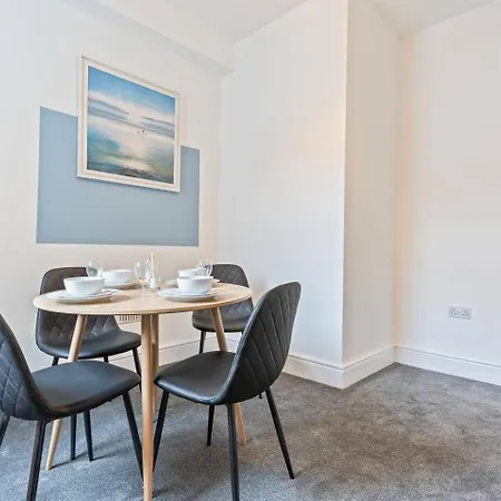 #3 - Location - Private Ensuite, Smart Tv, Fast Wifi By Yoko