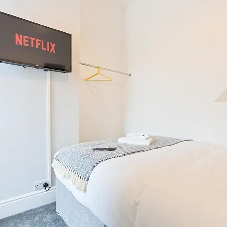 #3 - Location - Private Ensuite, Smart Tv, Fast Wifi By Yoko 4* Redcar